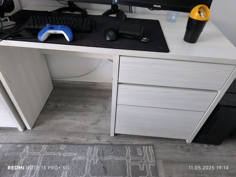 Birou model Mobix de la Laguna