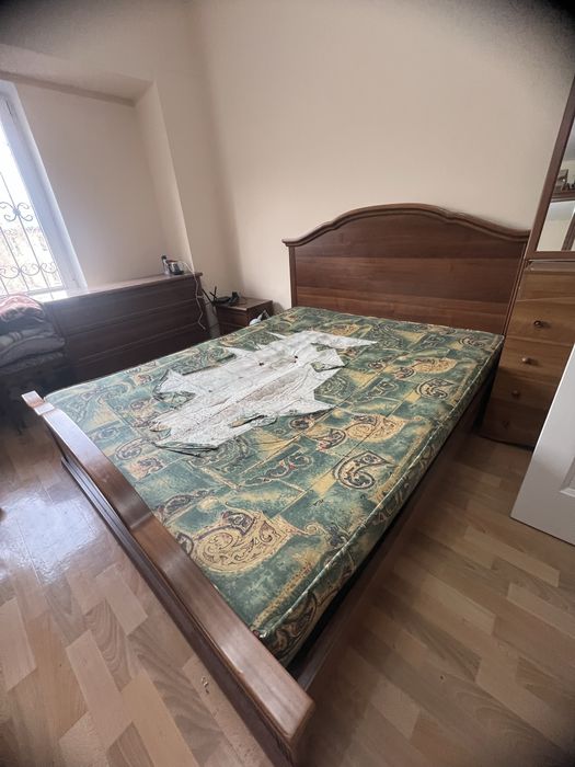 2-х спальняя кровать 160*200 производства Италия отдам бесплатно