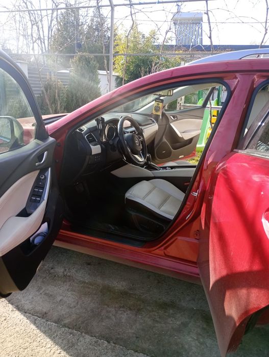 Vând Mazda 6/4X4/2016