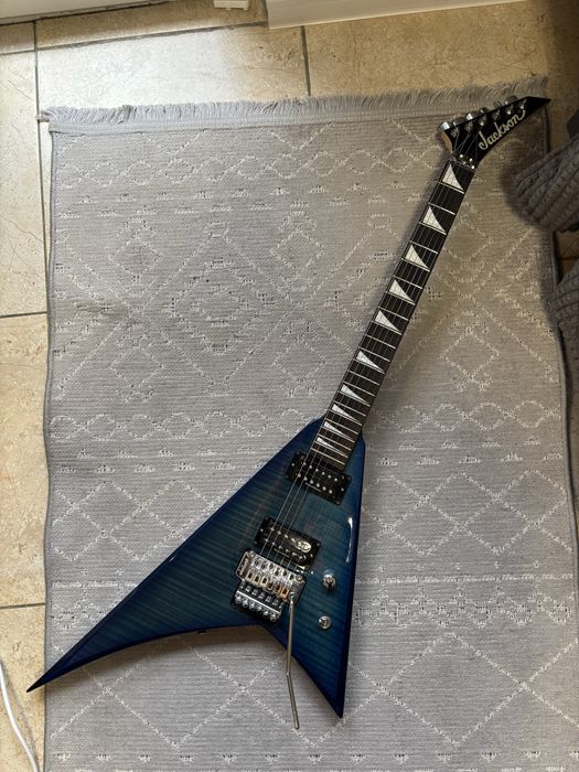 Китара: Jackson RX10D