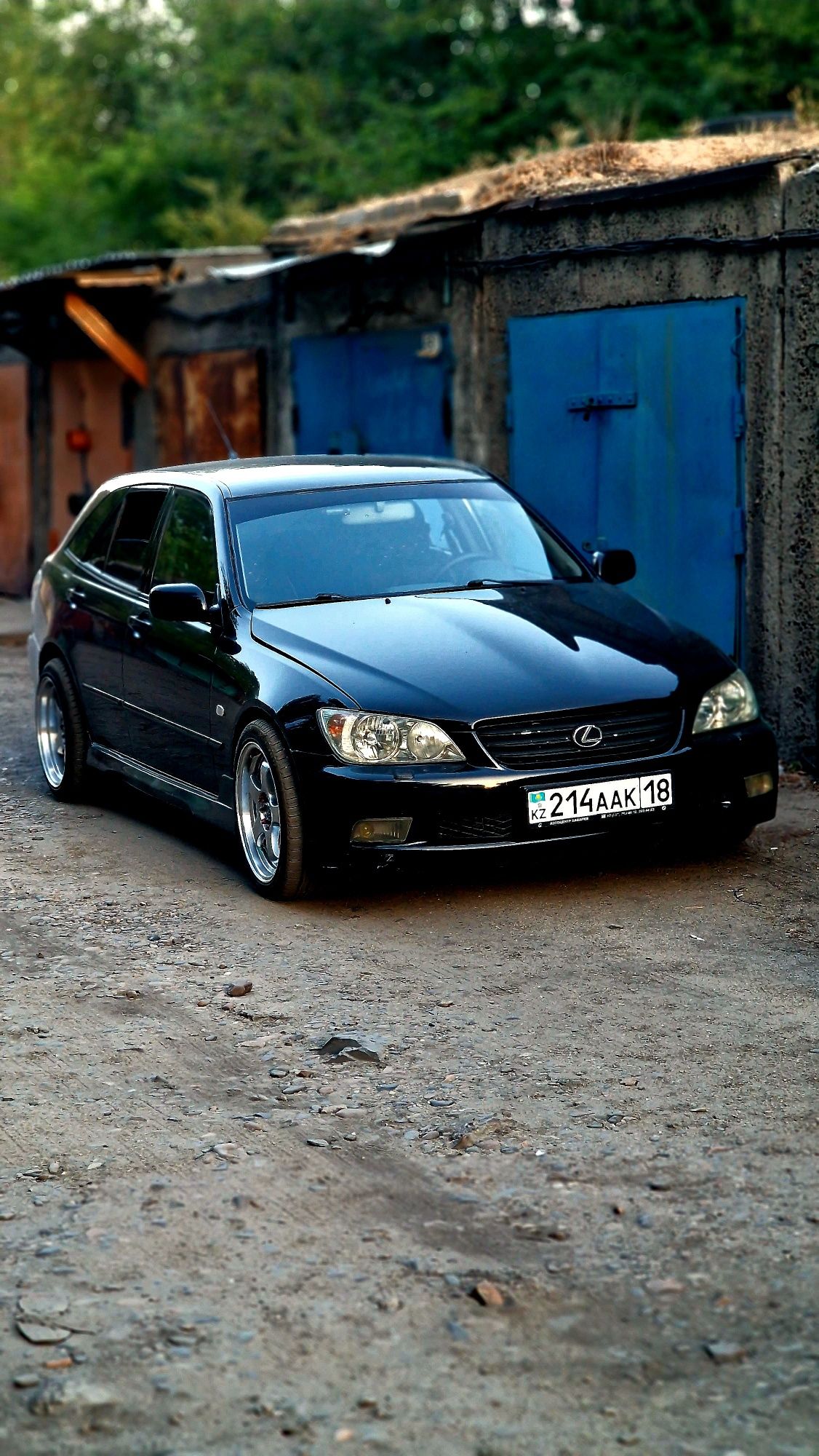 Обменяю Lexus is300 Sportcross, Toyota Altezza Gita