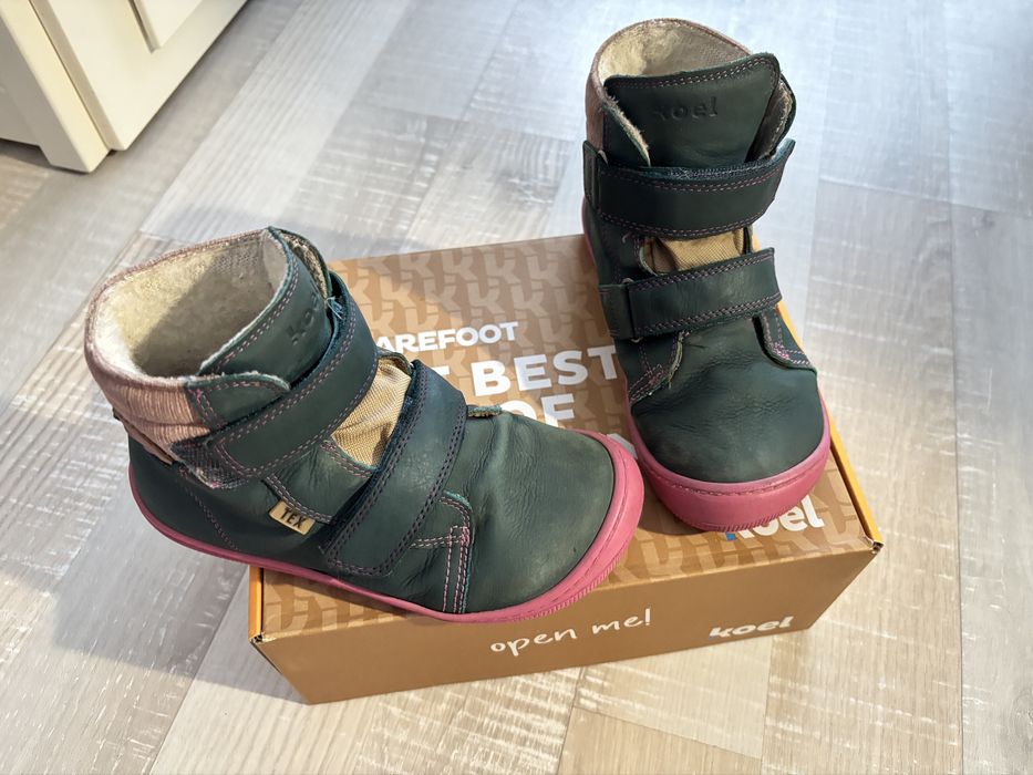 Боси ботушки Koel, с вълна 31 номер