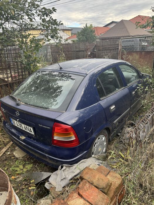Vând Opel Astra G