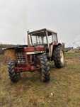 Vând tractor internațional 1046