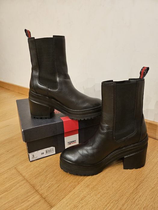 TOMMY HILFIGER боти естествена кожа 38