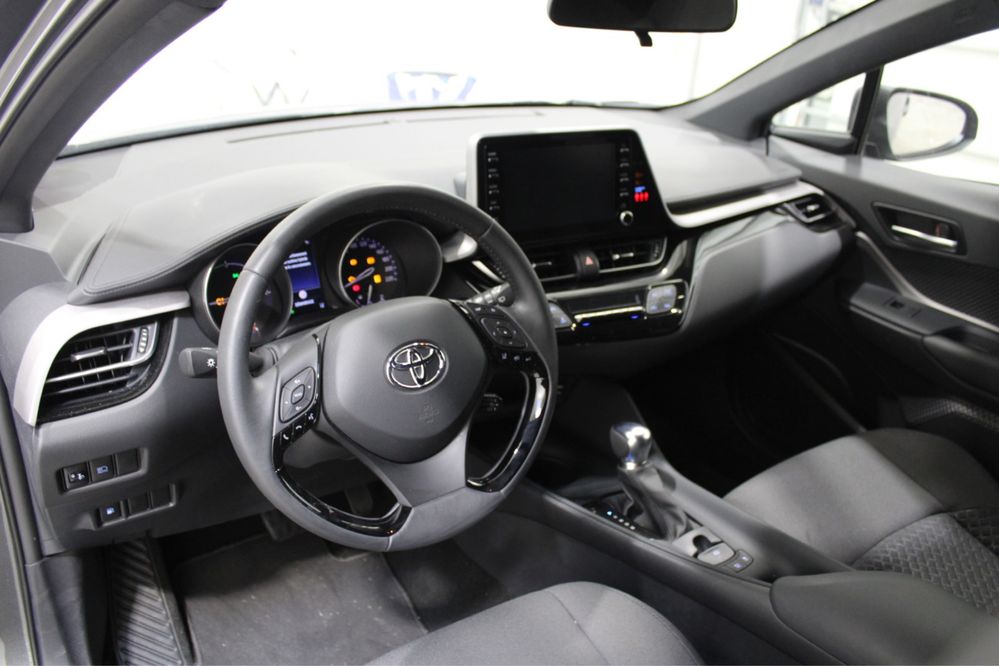Dezmembrez Toyota C-HR Hybrid 2021