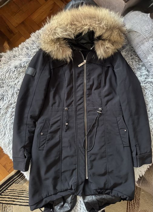 Черна парка Alessa