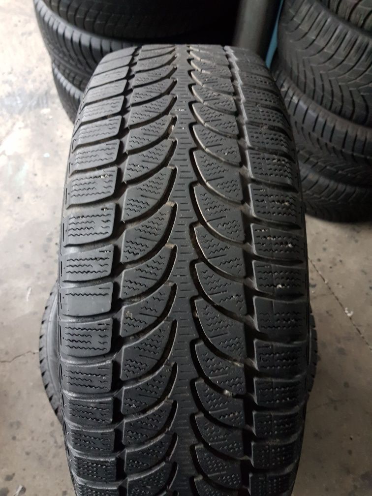 Bridgestone 225/65 R17 102H M+S iarnă