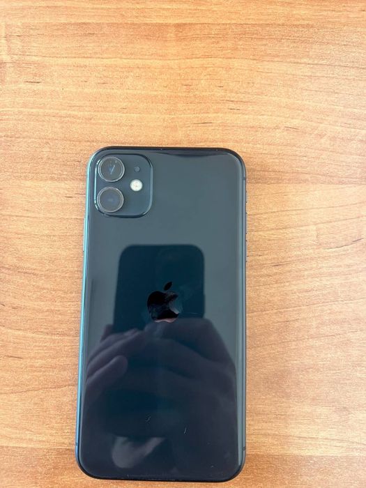 iPhone 11 srochno sotiladi