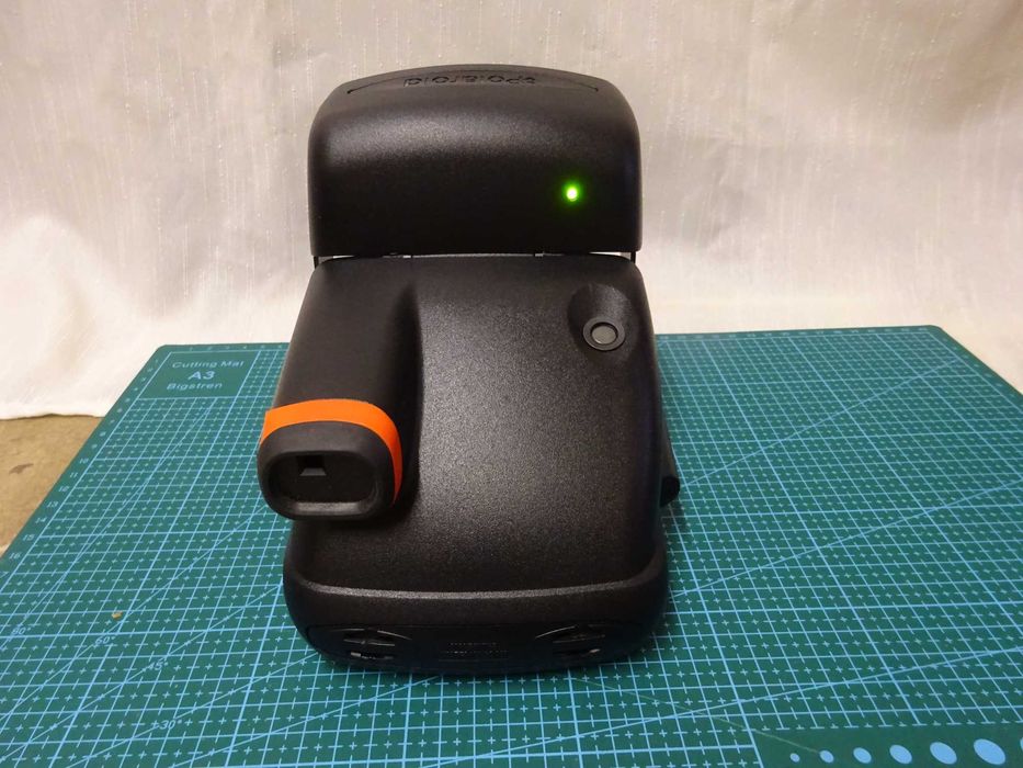 Aparat foto instant Polaroid 600 Extreme