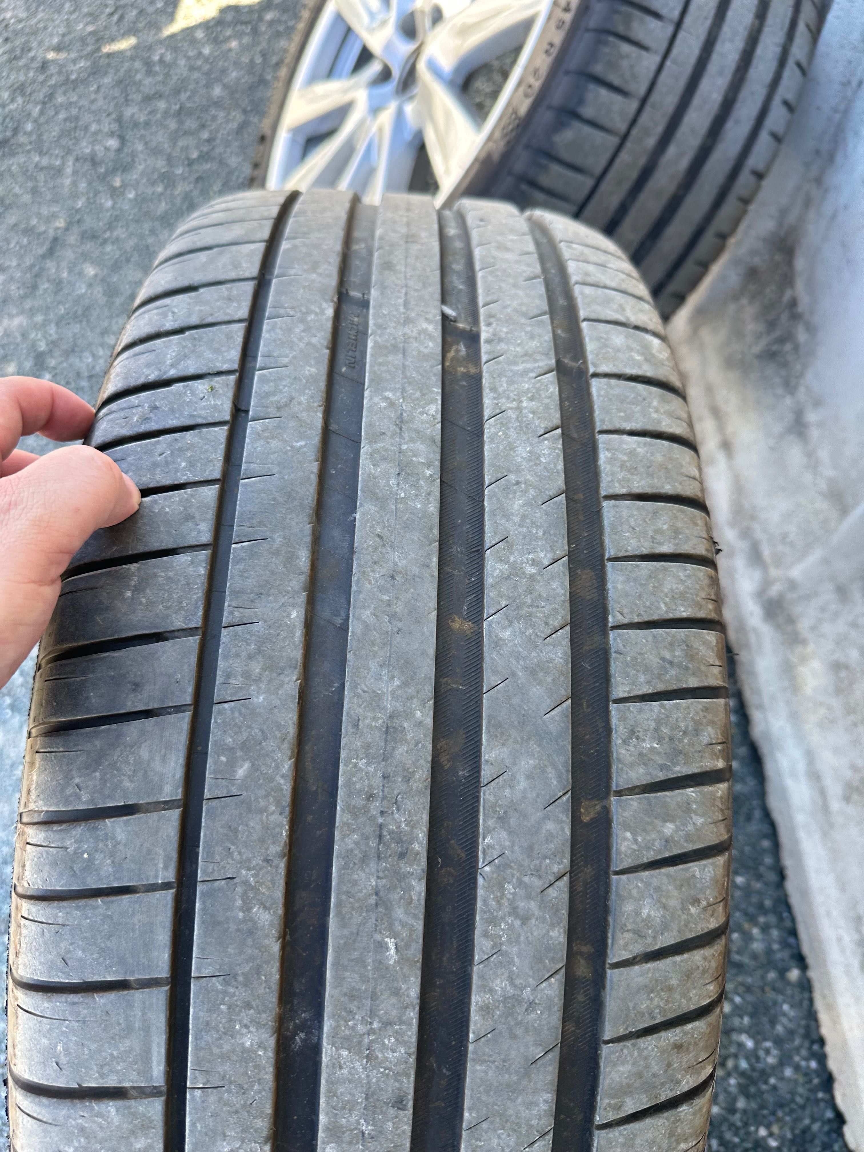Джанти за Волво (Volvo) 255/45 R 20 8Jx20 H2 ET 55