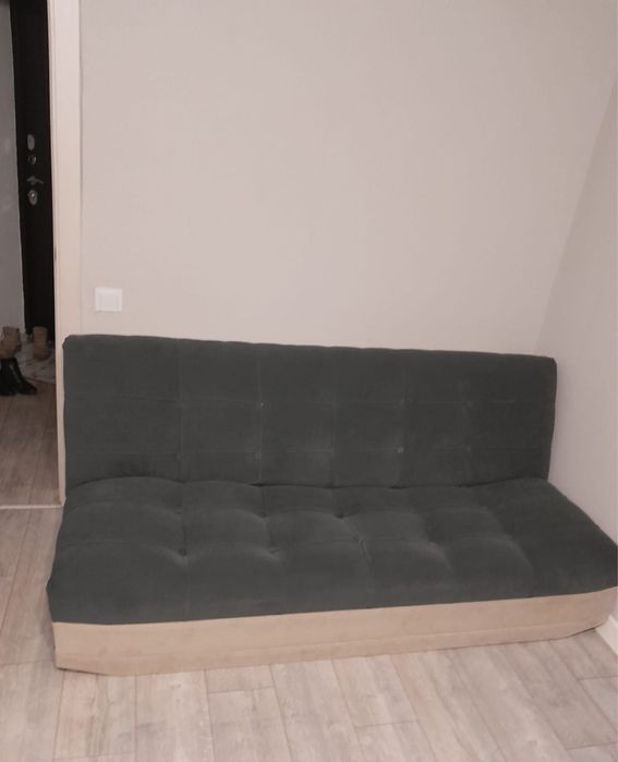 Продам срочно диван