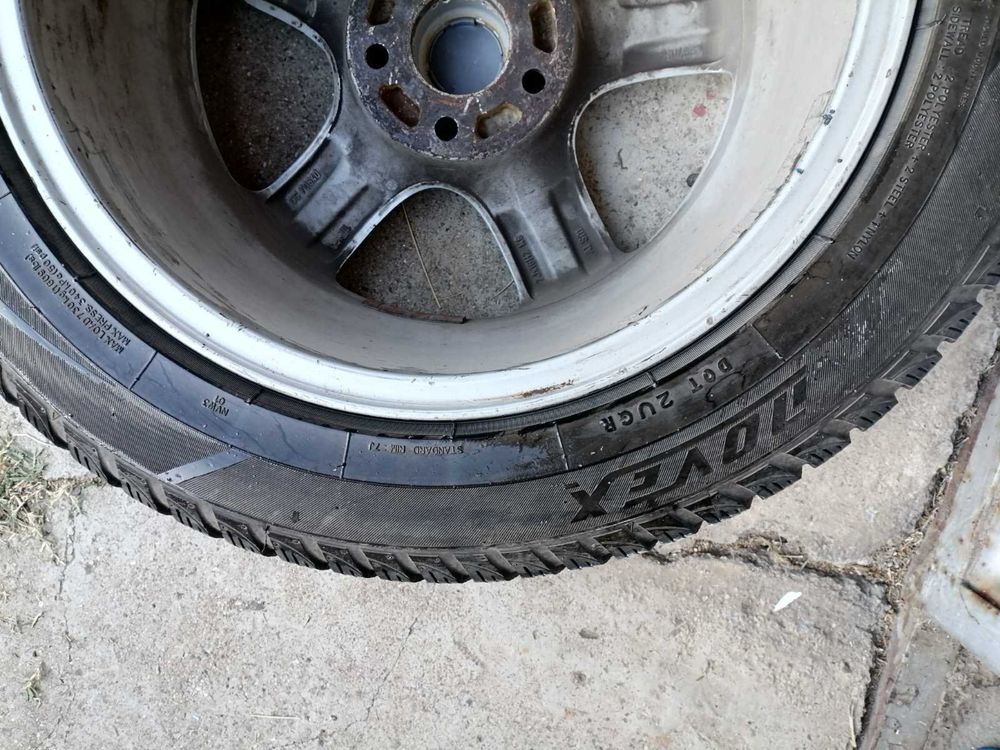 Borbet 16” 5х108, със зимни гуми 215/55/16
