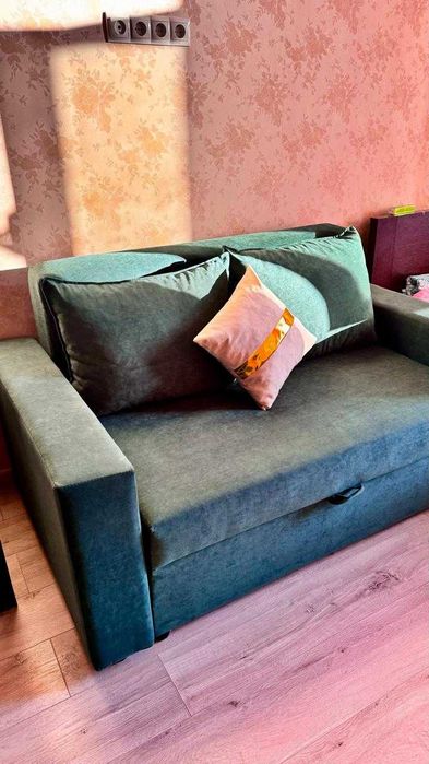 Диван раскладной новый!