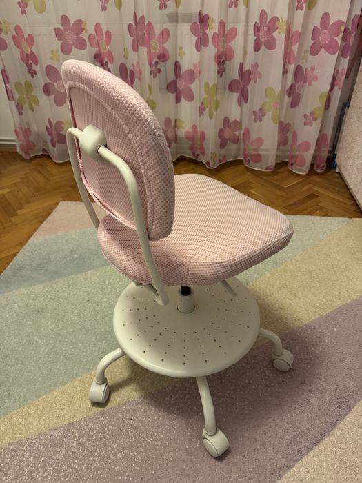 Scaun birou copii IKEA, ergonomic, stare foarta buna