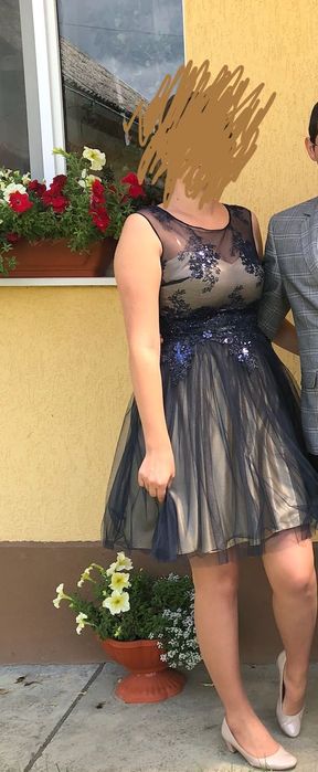 Rochie scurta de seara, eleganta, cu voal și paiete, mărimea 40