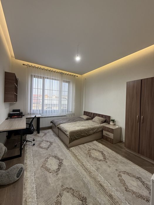 Юнусабад. Уч кахрамон постдан 5 км да жойлашган. Таййор кодедж.