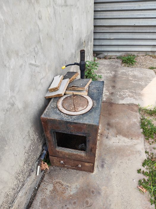 Печка железный рабочий