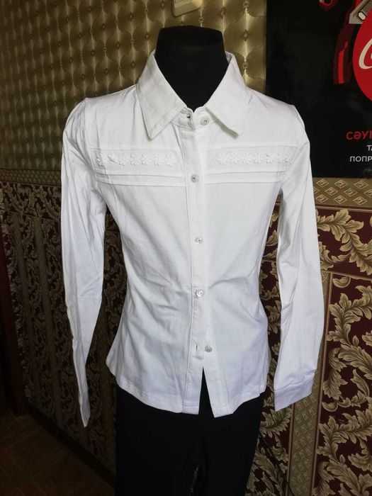 Блузка школьная трикотаж девочке