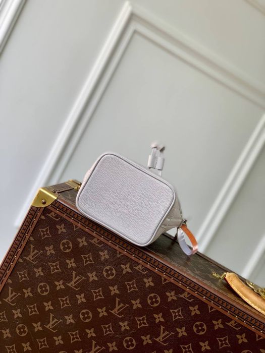 Geanta Louis Vuitton