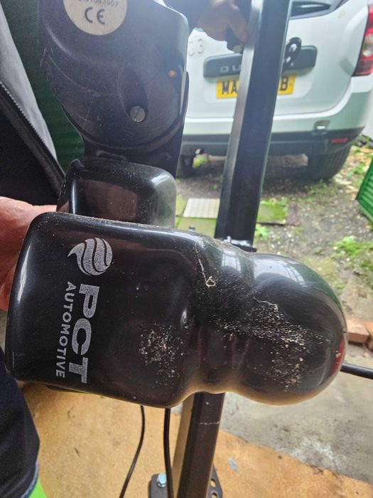 Теглич Дачия дъстър