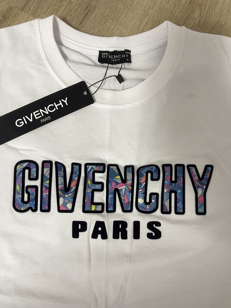 Tricou Givenchy Paris