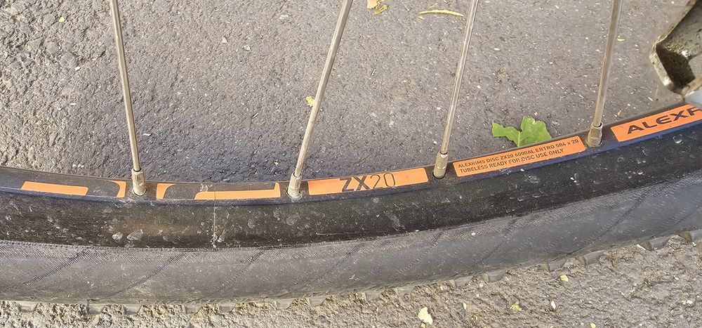 Vând Bicicletă Cube