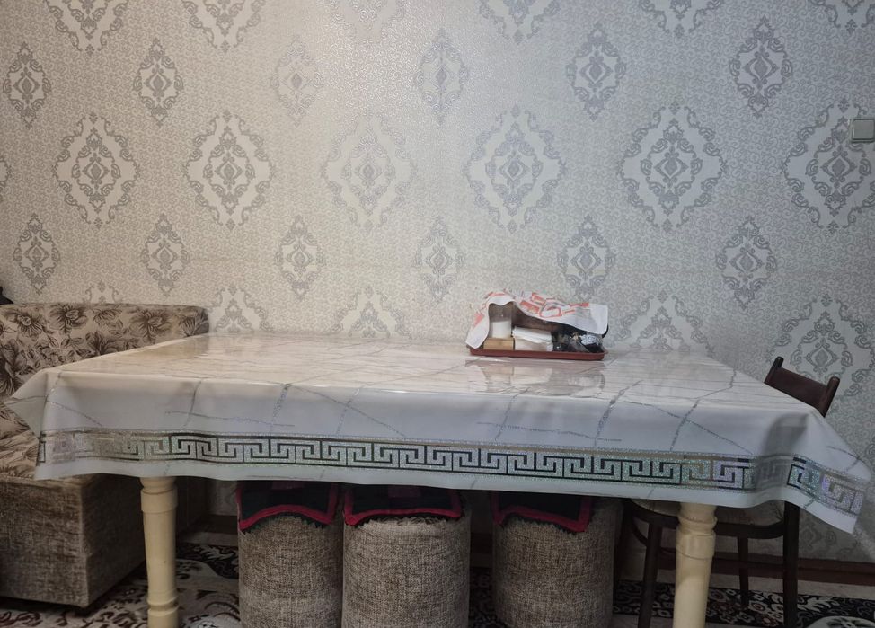 Стол стулья.сатамыз