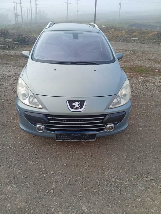 Vind pejo 307 din 2006 nu so scos Nr roșu