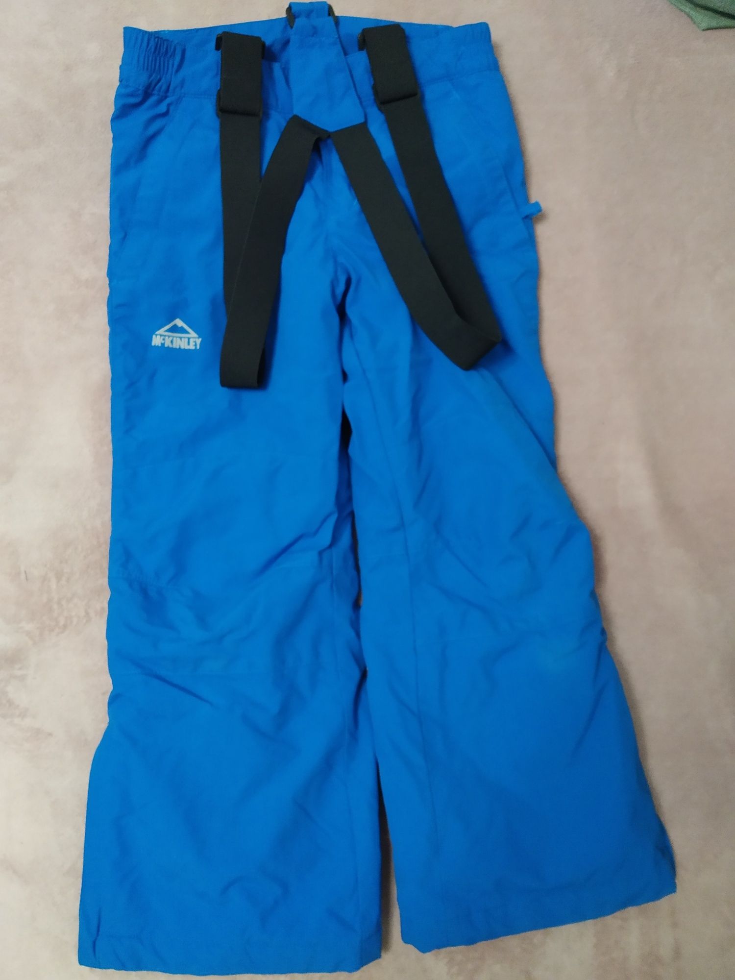 Geaca pantaloni schi ski McKinley