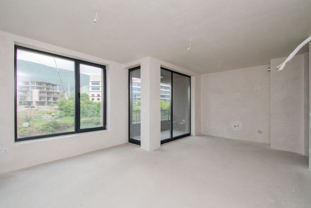 Продава се Тристаен апартамент в София, Манастирски ливади - 109 кв.м за 2890 €/кв.м - Снимка #2