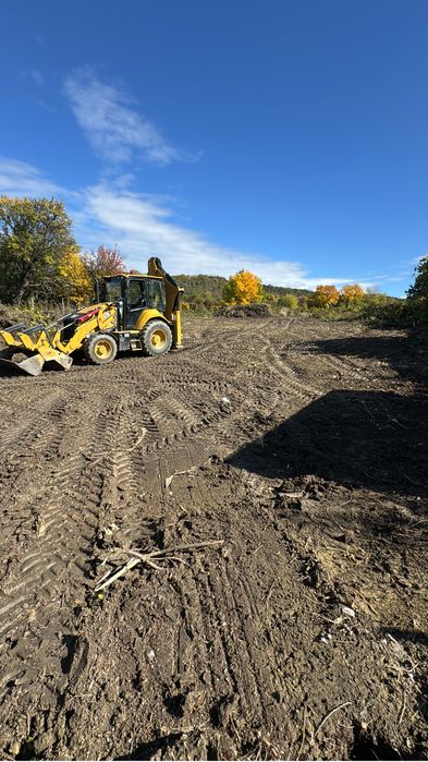 Inchiriez Buldoexcavator / miniexcavator