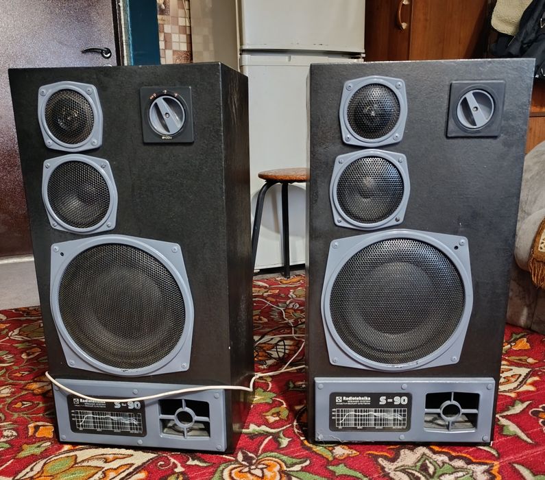 Продам колонки s 90