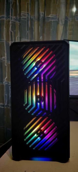 Продавам PC Ryzen 7 5700X/32Gb/512GB SSD + 1TB HDD/RTX 2060 Super/Гарц