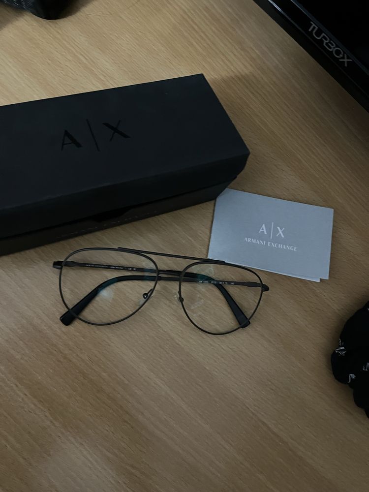 Очила Armani ! Без забележка !