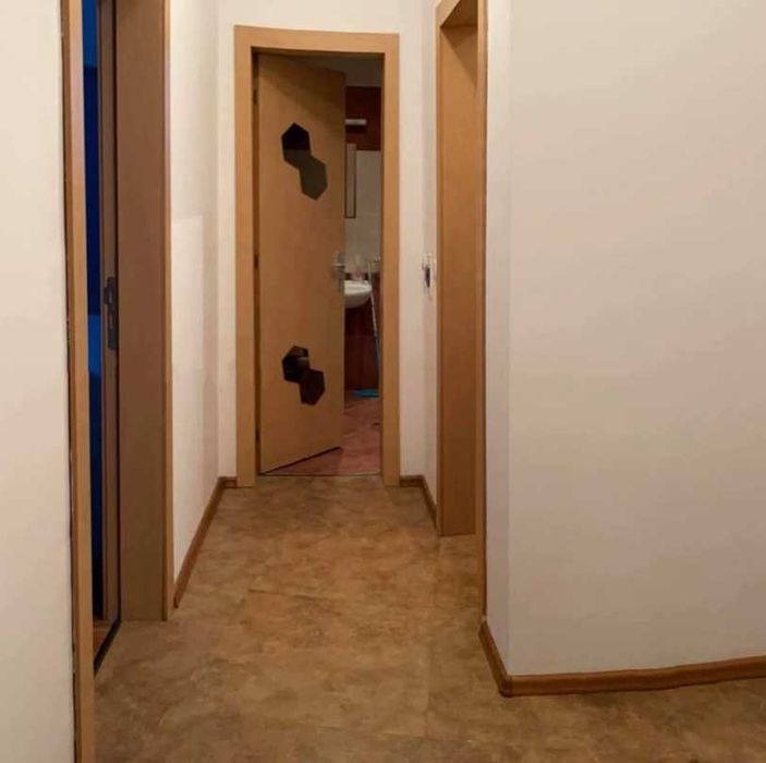 Дава се под наем Тристаен апартамент в София, Борово - 110 кв.м за 699 € - Снимка #4