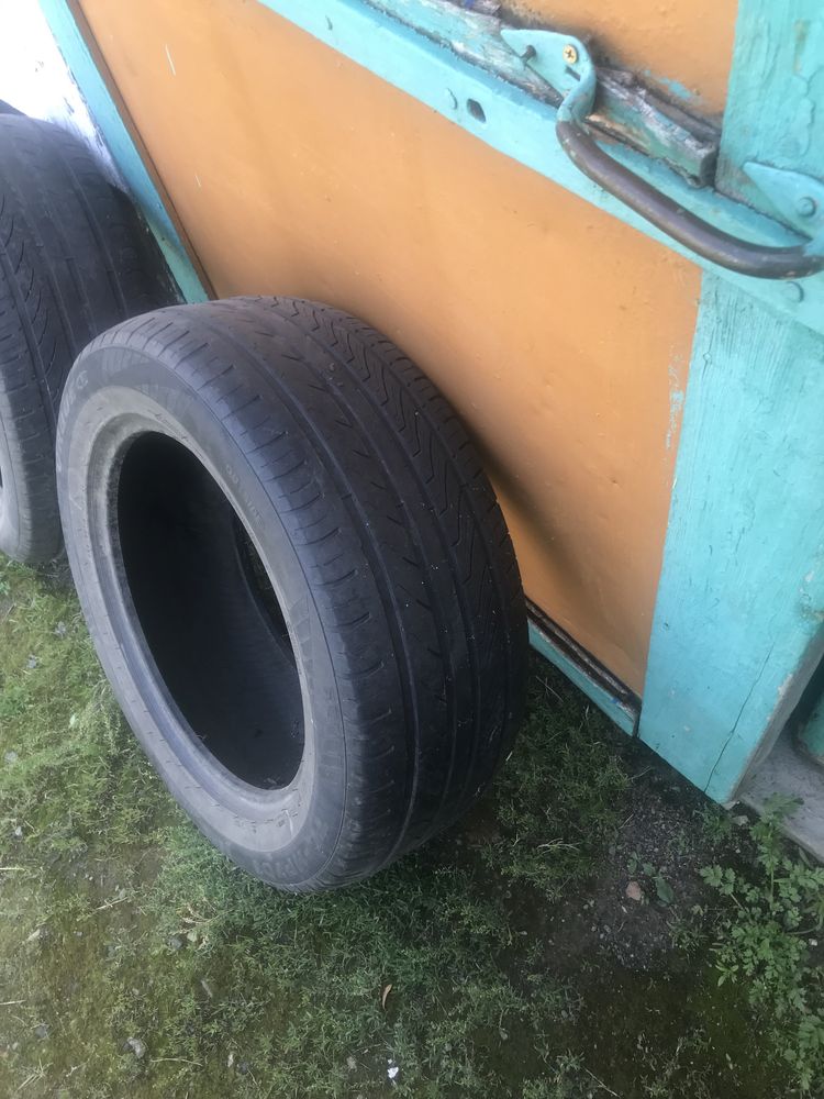 Продам б/у Шины на 225*55 r18 в хоршем состояний