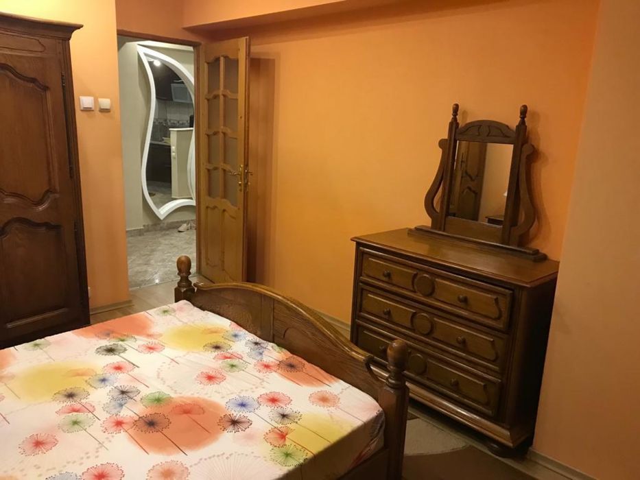 Se ofera spre inchiriere apartament decomandat 2 camere