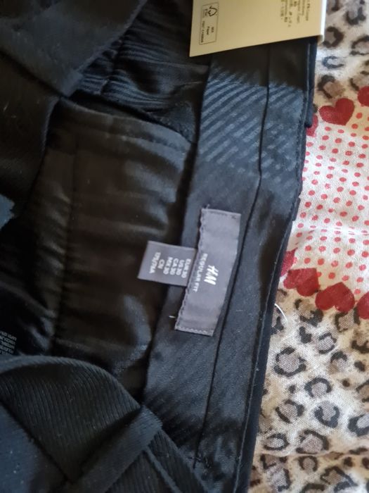 Pantaloni barbati noi