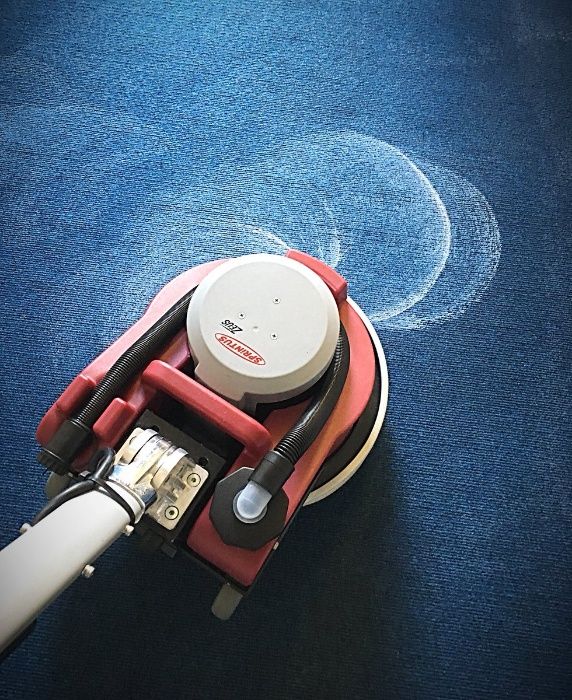 Spalare,curatare tapiterii auto, canapele, covoare la domiciliu