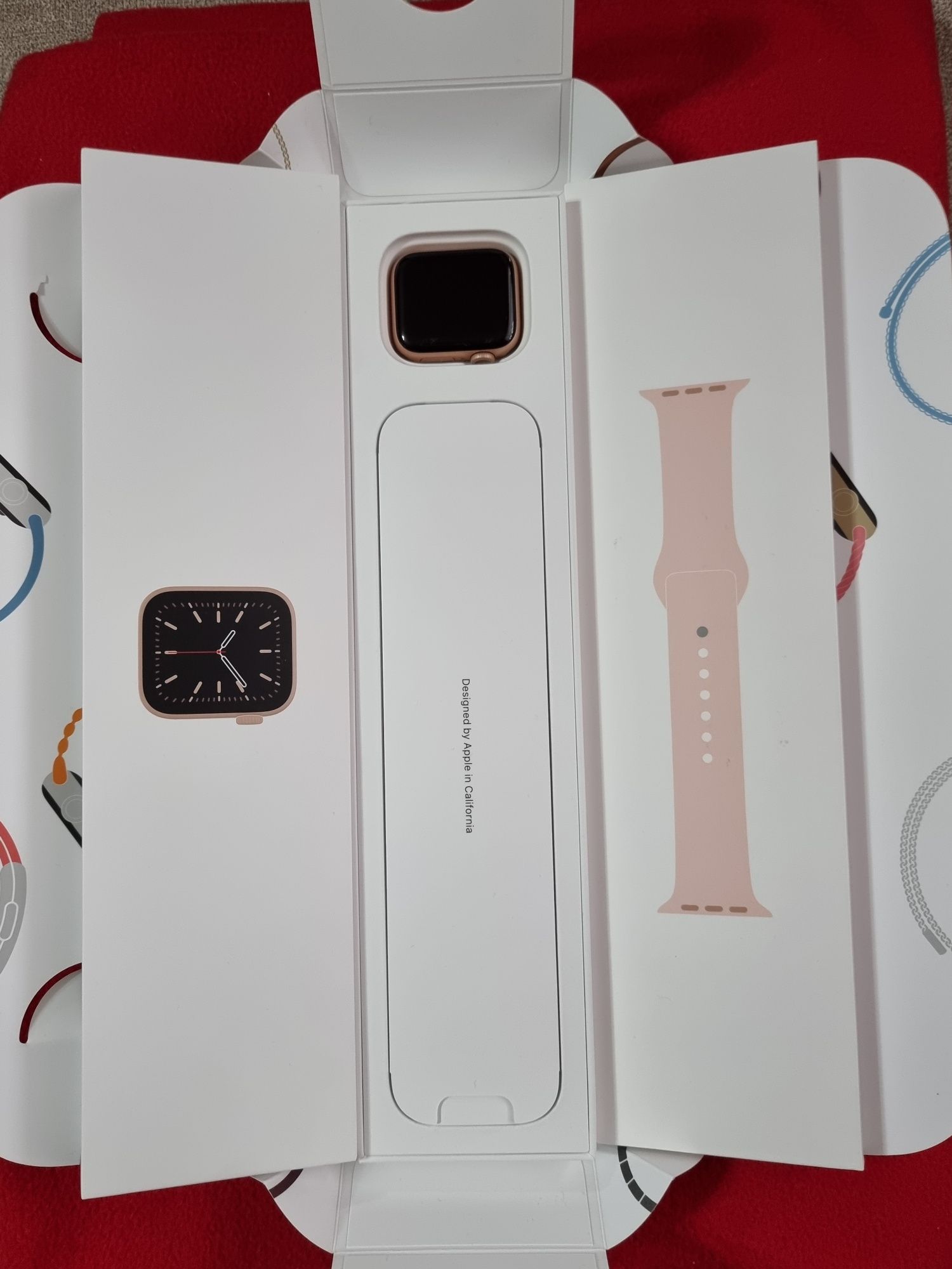 Apple Watch 6, 40mm, Gold Aluminium Case, CA NOU, Pachet complet!!!