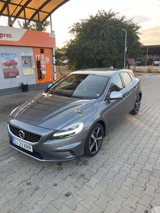 volvo v40 R design