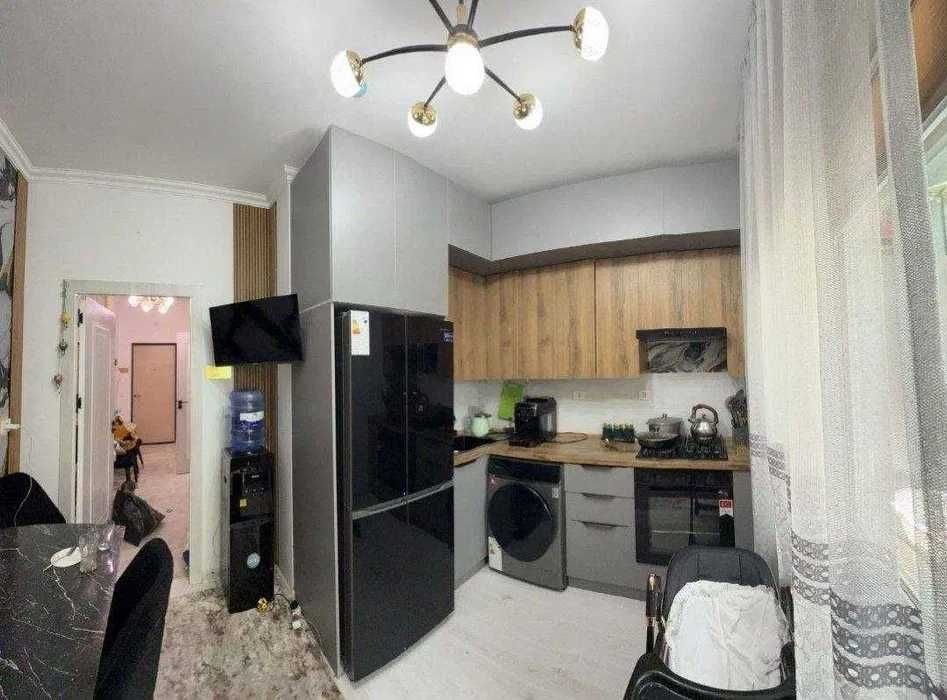 Рохат, Олмос махалла, Яшнабод Новостройка квартира 3/2/16 75м2 Срочно