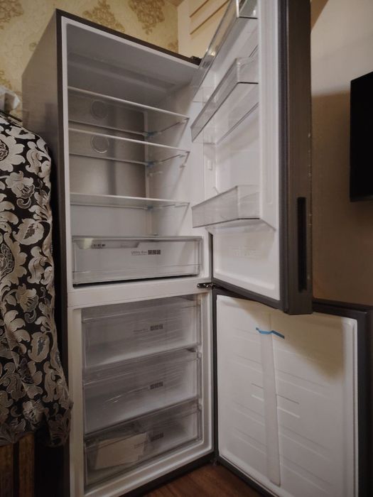 Холодильник.