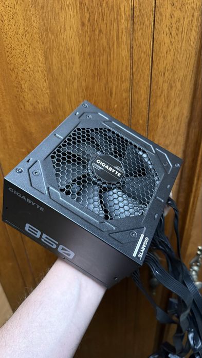 Блок питания 850w gold gigabyte p850gm моудльный