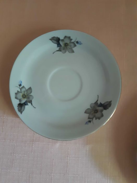 Български Порцелан 80те: Кана и Чинии