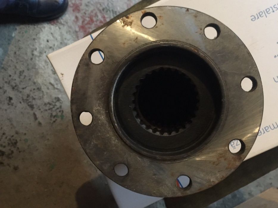 Flansa grup Raba de 150 cu 8 gauri