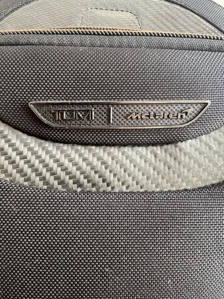 Оригинална McLaren/Tumi Карбонова/Кожена раница КАТО НОВА