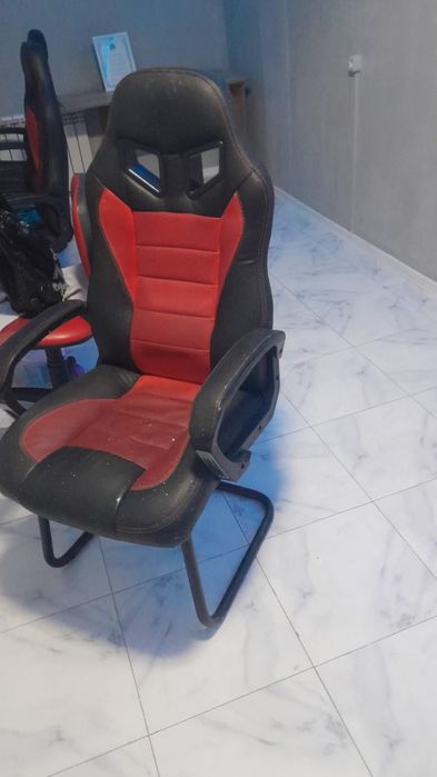 Кресло       продам