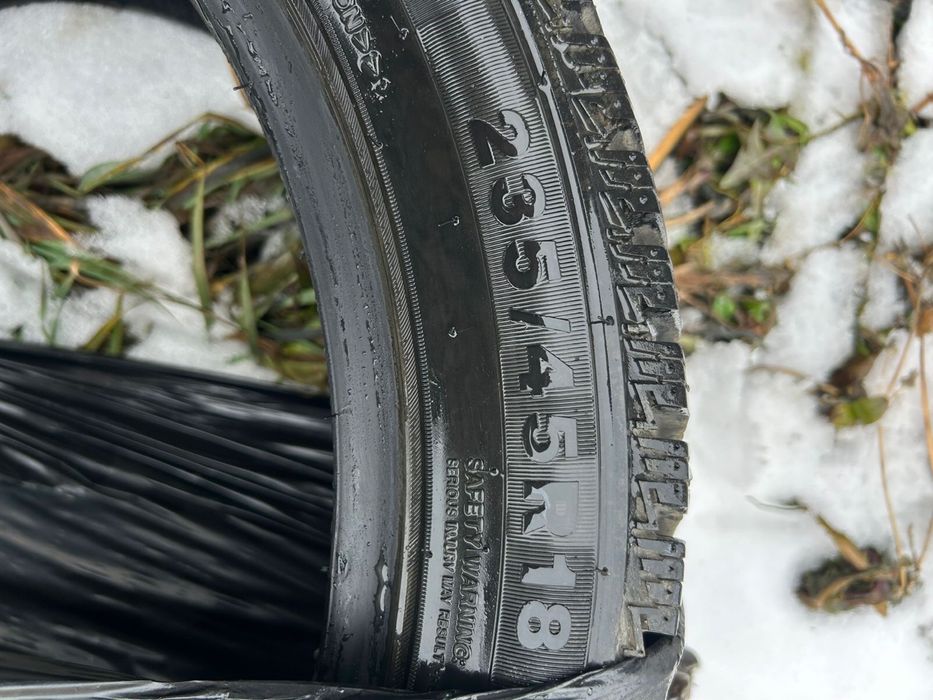 Шины зимние в комплекте